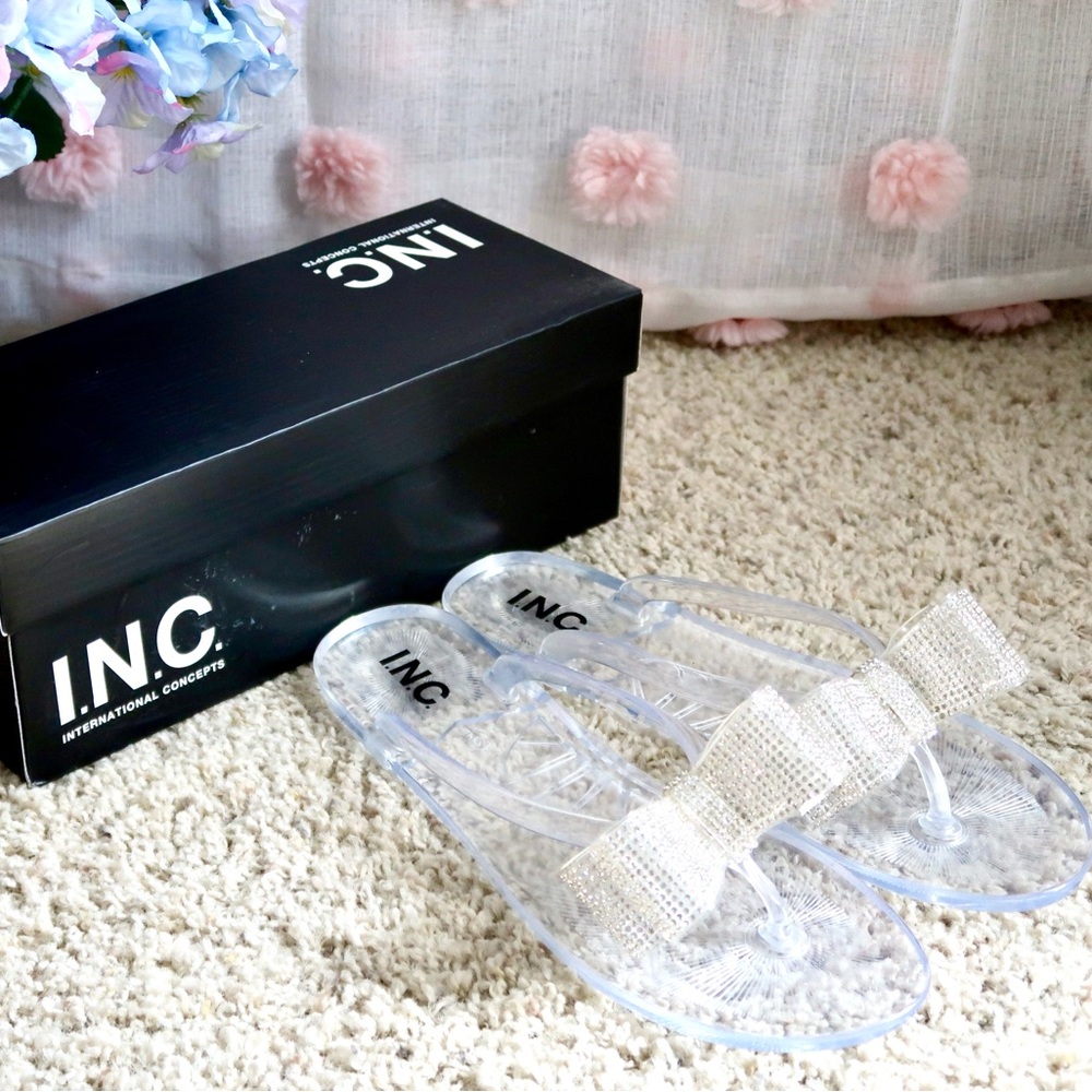 NIB INC Clear Sparkly Bow Flip Flop Sandals 9